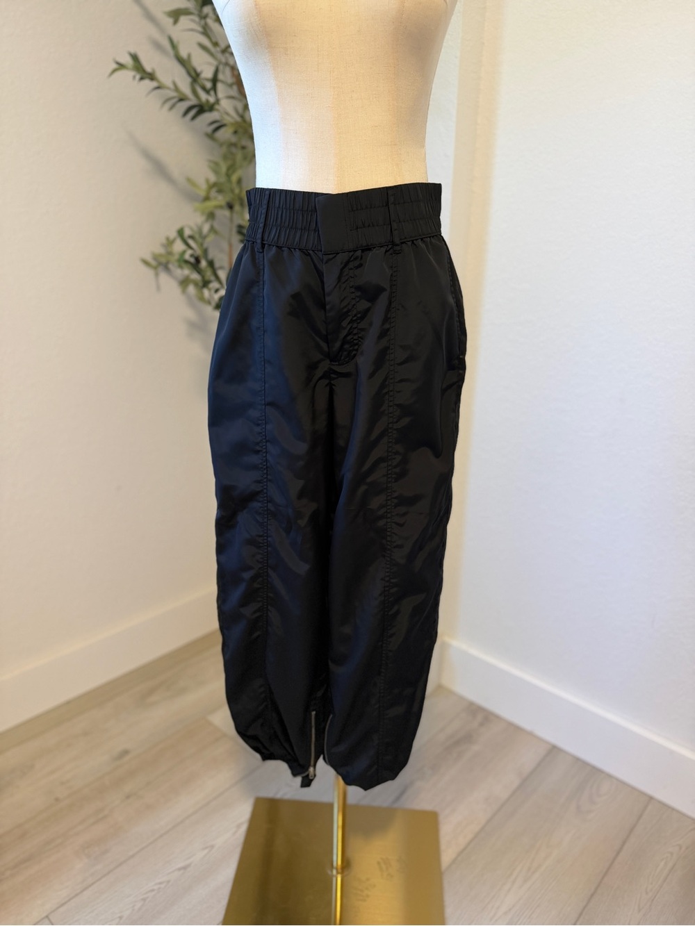 Black Windbreaker Jogger Pants [ 38” Lenght ]